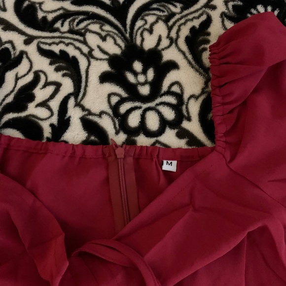 Medium burgundy SHEIN dress - Picture 3 of 3